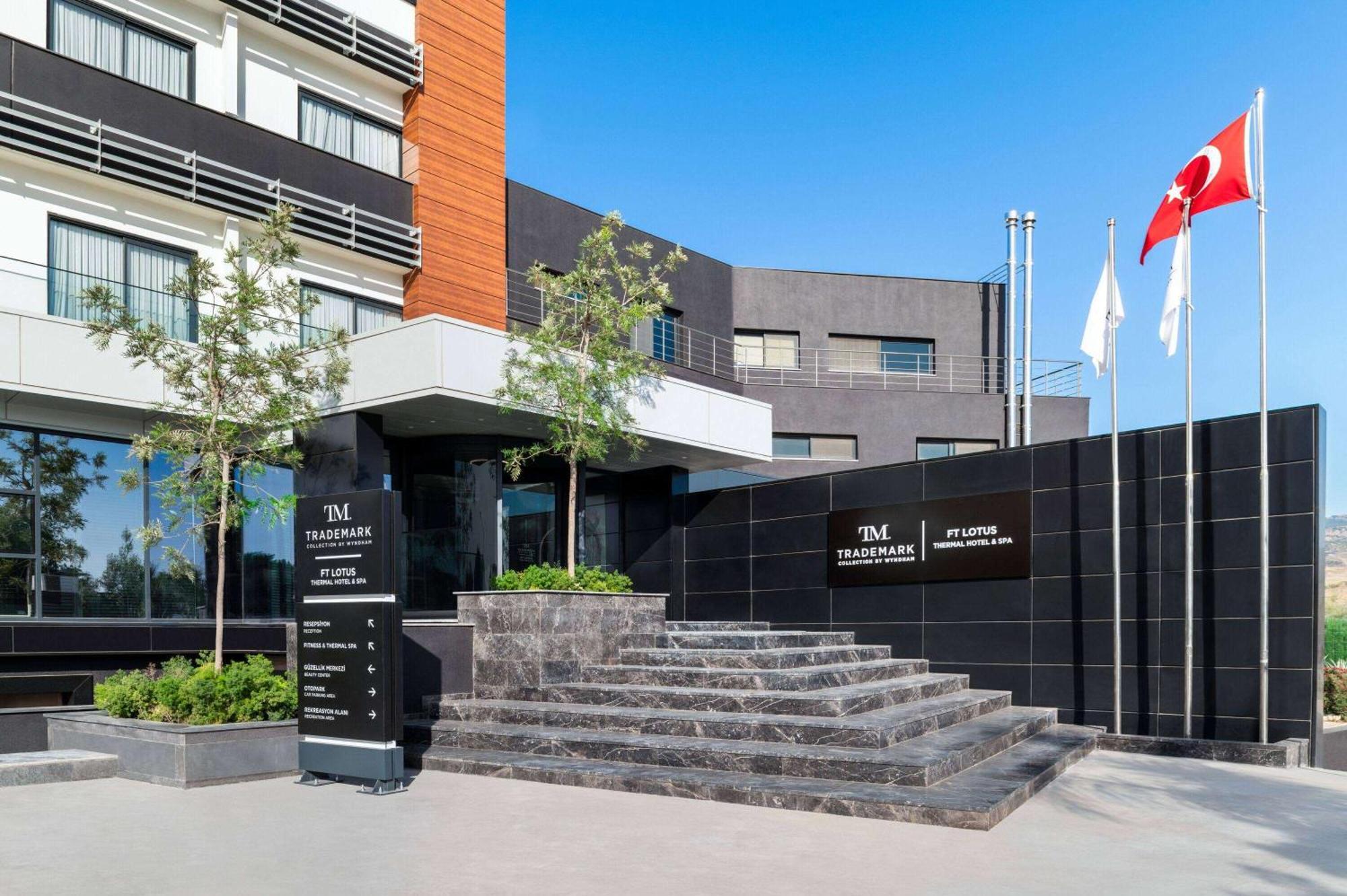 Ft Lotus Thermal Hotel&Spa Trademark Collection By Wyndham Menemen Exterior foto